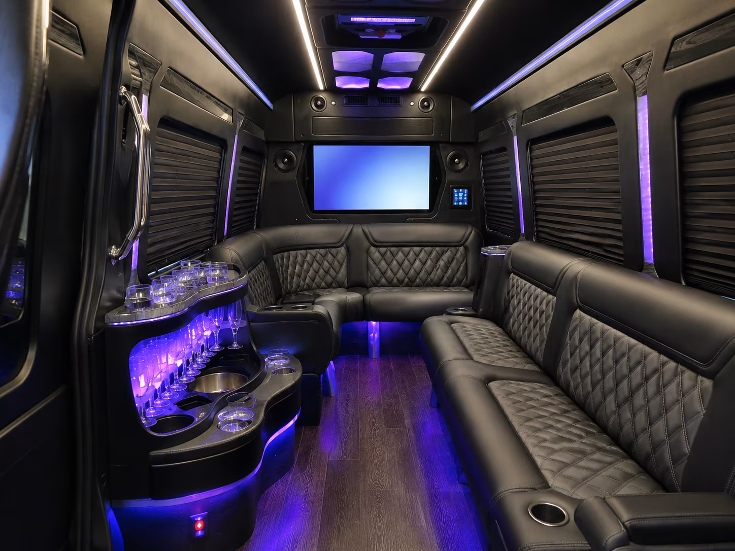 airport shuttle buses from phf and orf for corporate groups