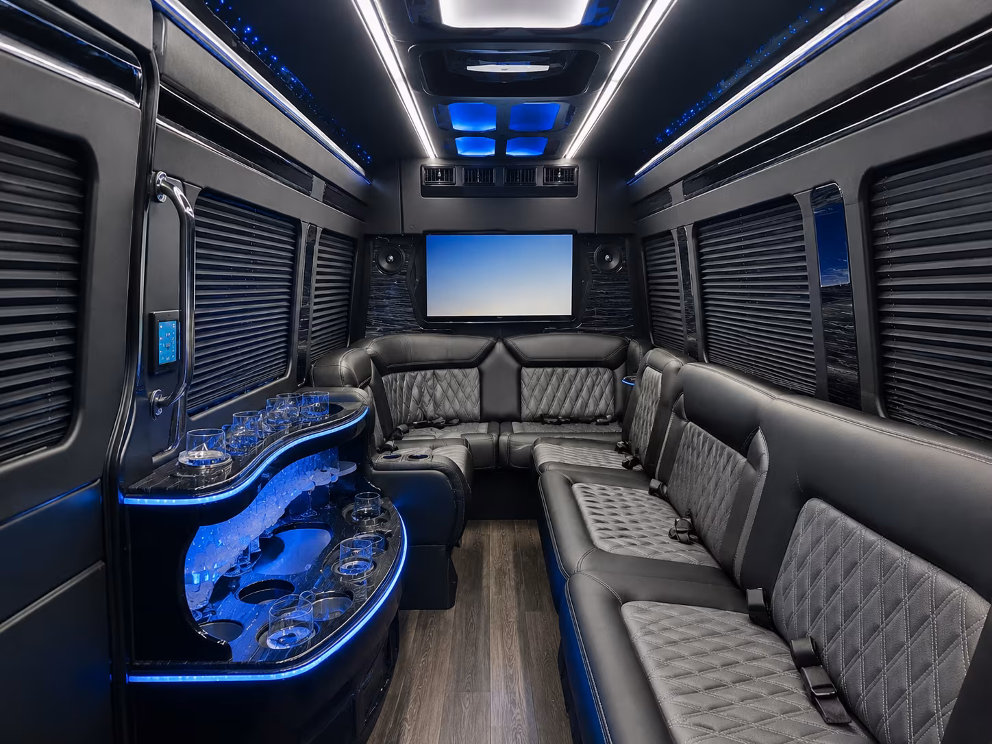 hamptoncharterbusservices com helps you find guest shuttles from every hampton roads hotel block
