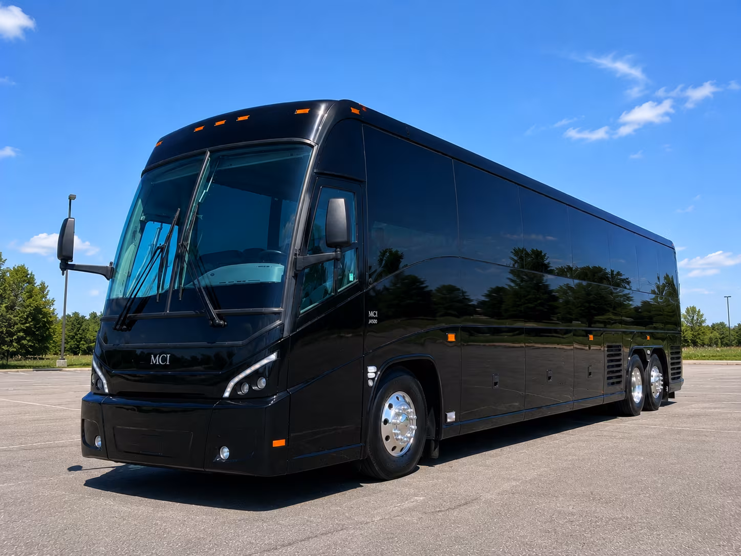 hamptoncharterbusservices com puts airport transfers for wedding guests right at your fingertips